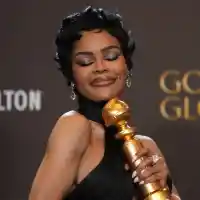 Тимъти Шаламе шокира с победа на Златните глобуси, Ди Каприо в шок!