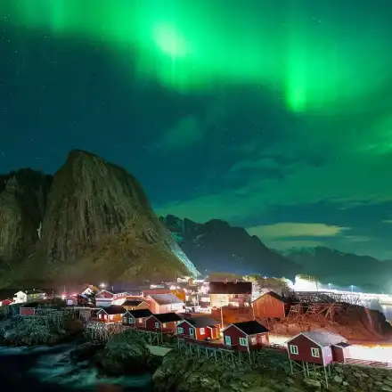 Шокиращи новини: Пътувания без граници с TravelLove!