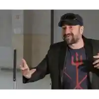 Шок! Стефан Вълдобрев води шоу с ДЪРЖАВНИ пари!