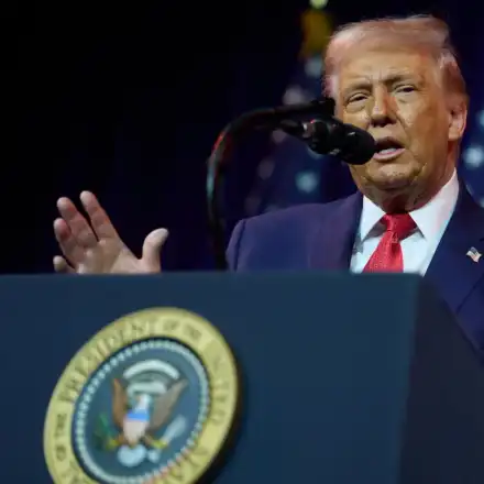 Скандал в Венецуела: Тръмп получава милиони барела петрол!