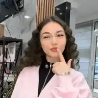 Супер скандал: Крисия и Никола се целуват на живо в салона!