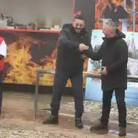 Шеф Виктор Ангелов шокира с балон на Белоградчишките скали!