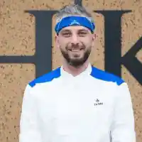 Звезда от Хелс Китчън пребита от гаджето си (СНИМКИ)