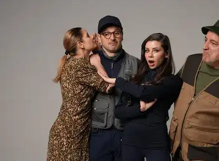 Шок! Алекс Сърчаджиева прелъсти Сано пред жена му!