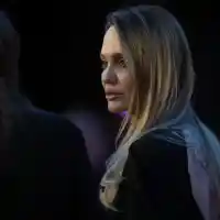 Шокираща финансова криза на Анджелина Джоли в Лос Анджелис!