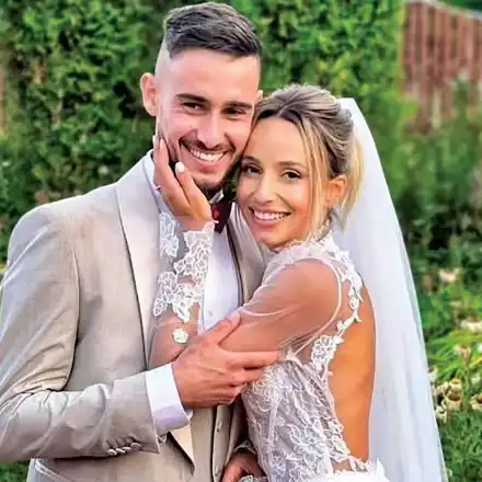 Близки на Иво Карамански: „Кака“ му Пепе се лигави с бившия си пред очите му, а той търпи като пале! (още разкрития)