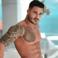 Галин предупреждава да не се пръскаме с парфюм по врата