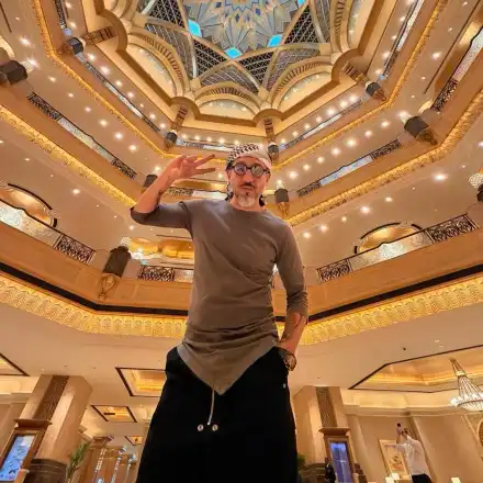 Шок! Илиан се преобрази в бедуин в пустинята!