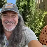 Кафе на убийства: Маги Халваджиян шокира с реклама в "Мамник"!