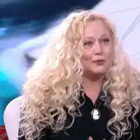 Наталия Симеонова шокира с нов проект за €950 любовни послания!