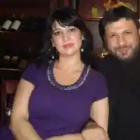 Няма да си затваря очите за забежките му ли?!? Вчера Тони Стораро изкупи целия мол за жена си! (ще ви паднат очите – ВИЖ ТУК)