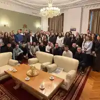 Шокираща визита в Парламента: Младежи от Търговище разкриха тайни!