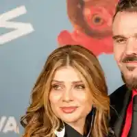 Скандал на премиерата: Плевнелиев и Деси аплодираха комедията на Яна Титова!