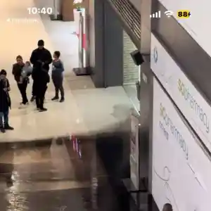 Шок! Ринг Мол плува в тиня и фекалии – какво се случва в София?