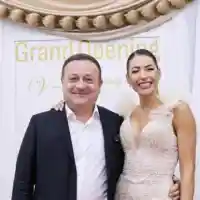 Шокиращи цени в салона на Виктория Кузманова за Димитър Рачков!