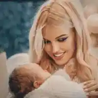 Шокиращо: Дъщерята на Мартин Чой вече има гадже!