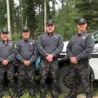 СКАНДАЛ: Убитите в хижа „Петрохан“ свързани с ПП министъра Борислав Сандов и Саша Безуханова? (СНИМКИ)