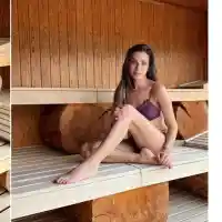 Софи Маринкова танцува в спалнята