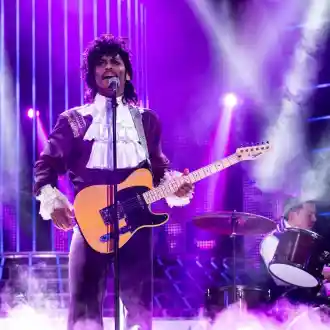 Виктор от „Капките“: Майка ми избра алкохола пред мен