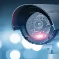 Записи от втори салон изтекоха в порно сайтове, сред жертвите - известни личности и непълнолетни (видео)