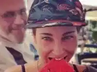 Алекс Раева изиграла мъжа си, за да роди от него! Певицата заченала само след месец
