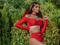 Анелия в шок! Търси алфа-мъжкар, който да я укроти!