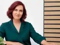 Шок! Ани Цолова иска 350€ за курс по говорене!