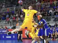 Божана от "Мамник" крие брат спортна звезда