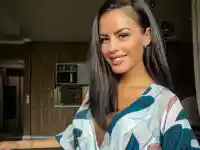 Цвети Петрова шокира с новината за зъбите си!