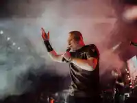 Скандал в Хърватия: Томпсън събира 500 000 души на шокиращ концерт!