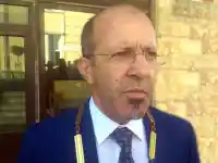 Шок! Димитър Германов се лекува на ски, докато крие милиони!