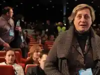 Одрусаха Александър Сано и Нели с двойно надути сметки за електричество