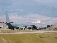 От летището в София излетяха 4 US военни самолета, пристигнаха нови 5 (снимки)