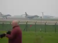 Скандал! САЩ струпват бомбардировачи в Англия за нова атака!
