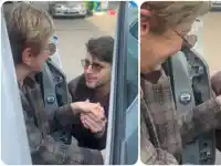 Сеир на 8 март!! Катето Евро към Сашо Кадиев: Не ми се подмазвай, върни ми парите! (той й целува ръка – ВИЖ ЦИРКА)