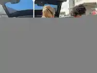 Скандал! Дъщерята на Алекс Раева дарява дрехи на сина на Виктор!