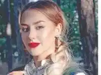 Скандал! Мона шокира с музика за глухонеми!