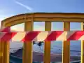 Телата на гола жена и мъж по къси панталони изплуваха от морето край Поморие и Варна