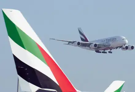 Започват извънредни полети от летищата в ОАЕ, за се приберат у дома блокираните пътници