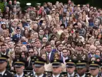 "Американците не са имали по-близки приятели": Тръмп посрещна крал Чарлз III в Белия дом (снимки)