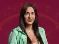 Шокиращо: Анна-Мария от "Трейтърс" става фризьорка през нощта!