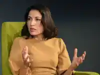 Деси Стоянова шокира с печалби, надминава Лили Иванова!