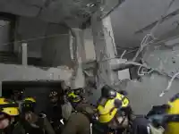 Иран извърши най-мащабната си ракетна атака срещу Израел преди Пасха (снимки)