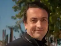 Шокиращо! Ивайло Калушев жив и гласува в Монтана!