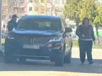 Шок! Лора Крумова се запусна, но се фука с нов „Линкълн“!