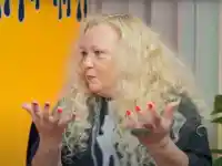 ШОК! Наталия Симеонова превърна „Море от любов“ в бизнес за богаташи – 1000 евро за любовно послание!