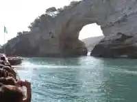 Следващата седмица в TravelLove.bg: от свръхтуризма до скандали за $20 млн. на Еверест 