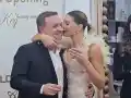Шок! Рачков с манекенка, а годеницата му Вики се смее!
