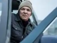 Любов в тишина: Жената до Йордан Ръсин шокира с уникален талант!