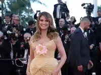Скандалните модни избори на червения килим в Кан!